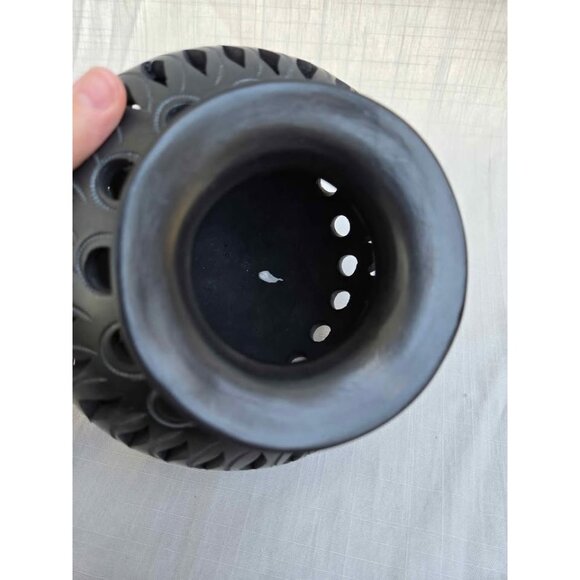 Oaxaca Black Pottery Olla Style Decorative Vase Mexico Barro Negro Handmade Pot - Picture 11 of 11